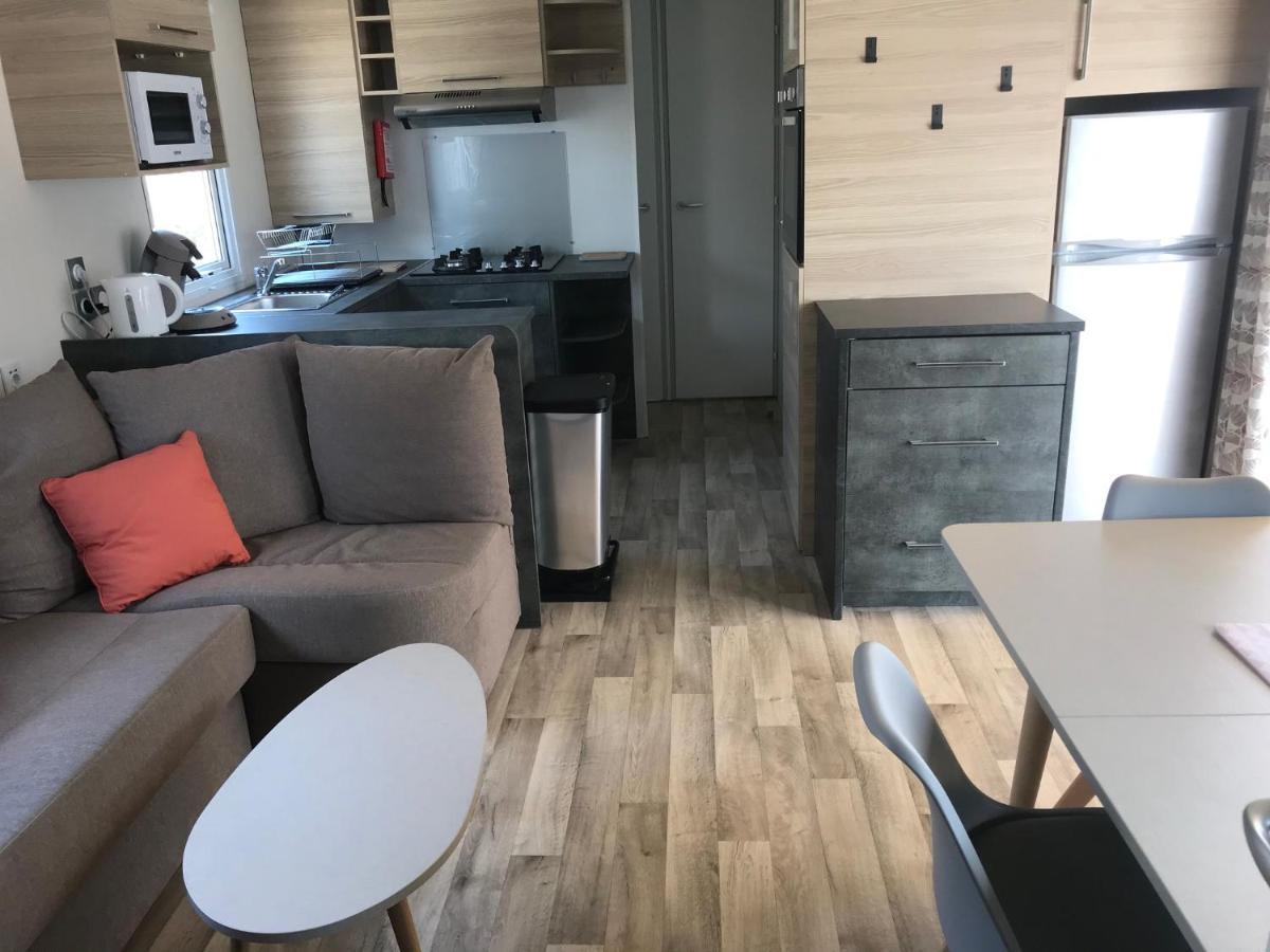 Mobil Home Camping Le Mar Estang Bord De Plage كانيه المظهر الخارجي الصورة